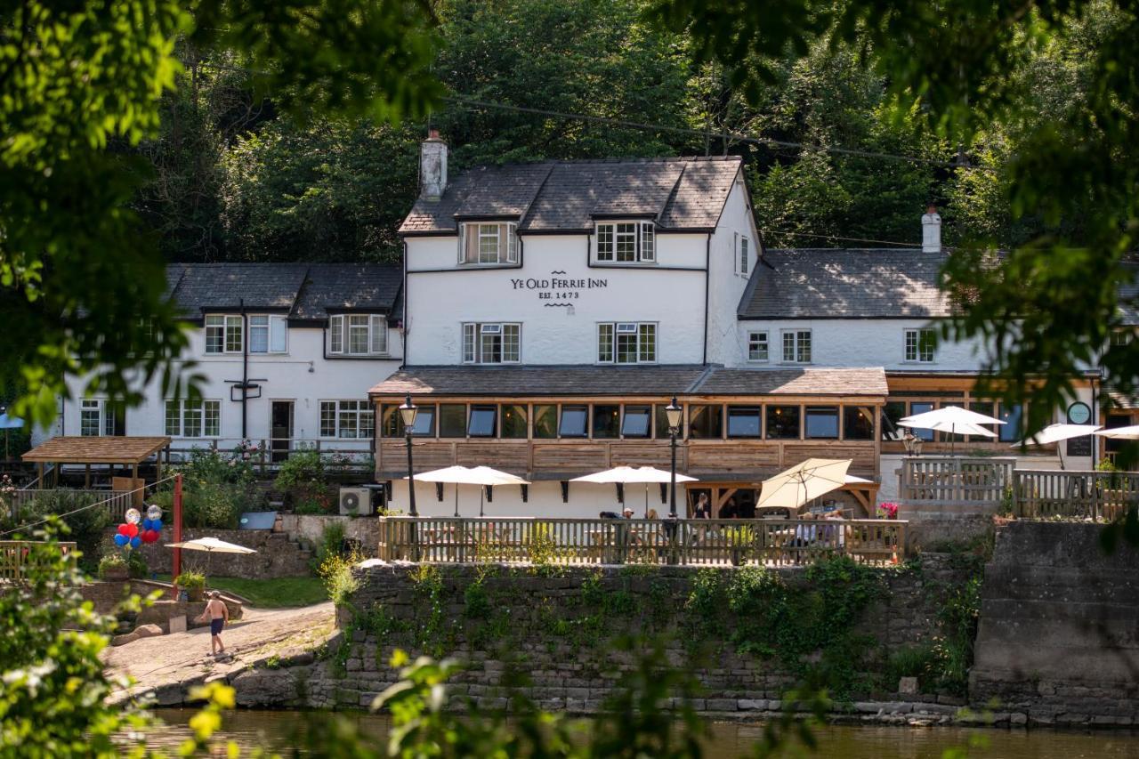 Ye Old Ferrie Inn 사이몬즈얏 외부 사진